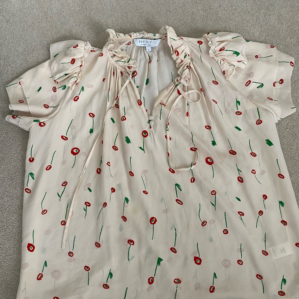 Hunter Bell Floral Blouse with Ruffle Sleeves and Tie - Size Large